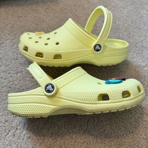 Crocs Original Clogs Butter Yellow w/ Jibbitz